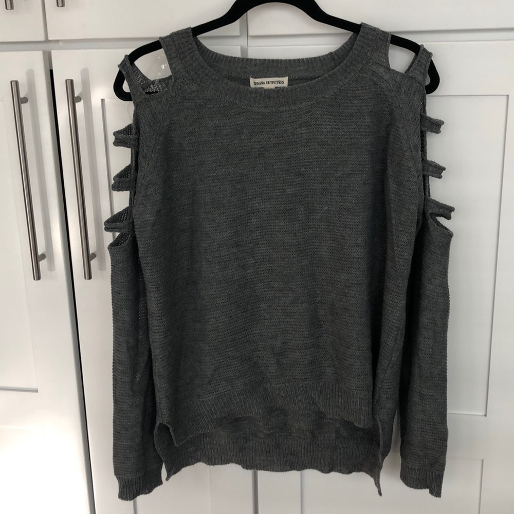 super cute detailed sweater